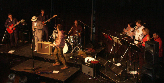 The Elevators Biggish-Band with Wilf from The Blackjacks, Crawley Hawth 04